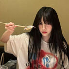 Thessie ୭ ˚. ᵎᵎ